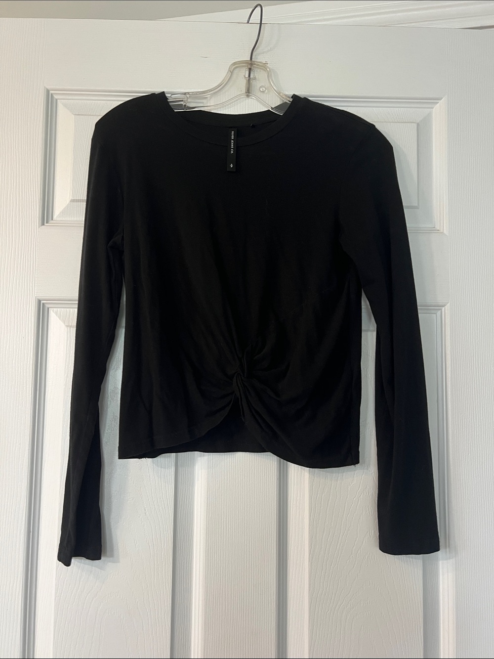 Silver Jeans Black Long Sleeve Twist-Front Tee
